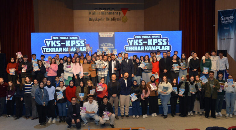 Büyükşehir Belediyesi YKS Kampında Türkçe Dersinin İncelikleri Ele Alındı