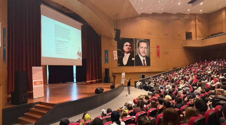 Onikişubat Belediyesi’nin YKS ve KPSS Kampı Yoğun İlgiyle Başladı