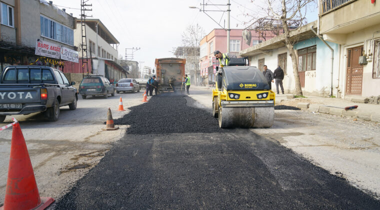 Dulkadiroğlu’nda Bir Caddenin Daha Ulaşım Konforu İyileştiriliyor