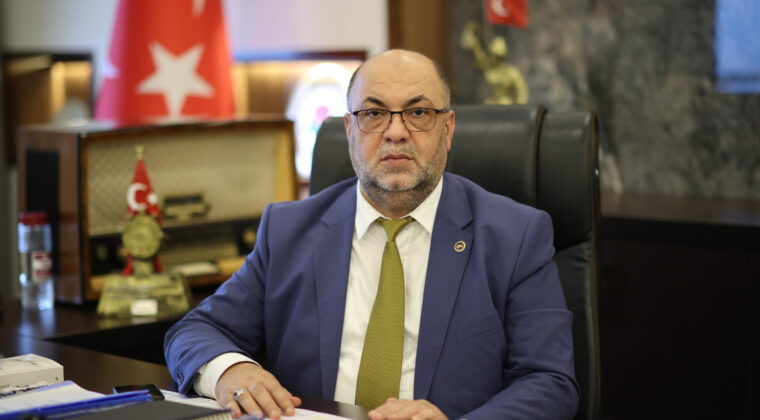 BAŞKAN AKPINAR: “12 ŞUBAT RUHU, ASRIN FELAKETİNDE YENİDEN DİRİLDİ”