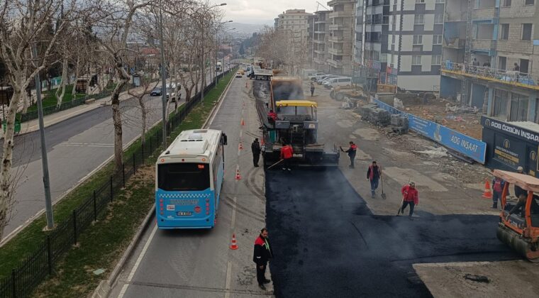 Büyükşehir’den Kesintisiz Asfalt Çalışması