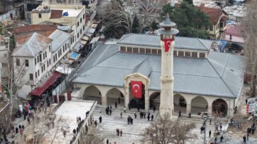 Depremde Hasar Gören Ulu Camii ve Boğazkesen Camii Yeniden İbadete Açıldı